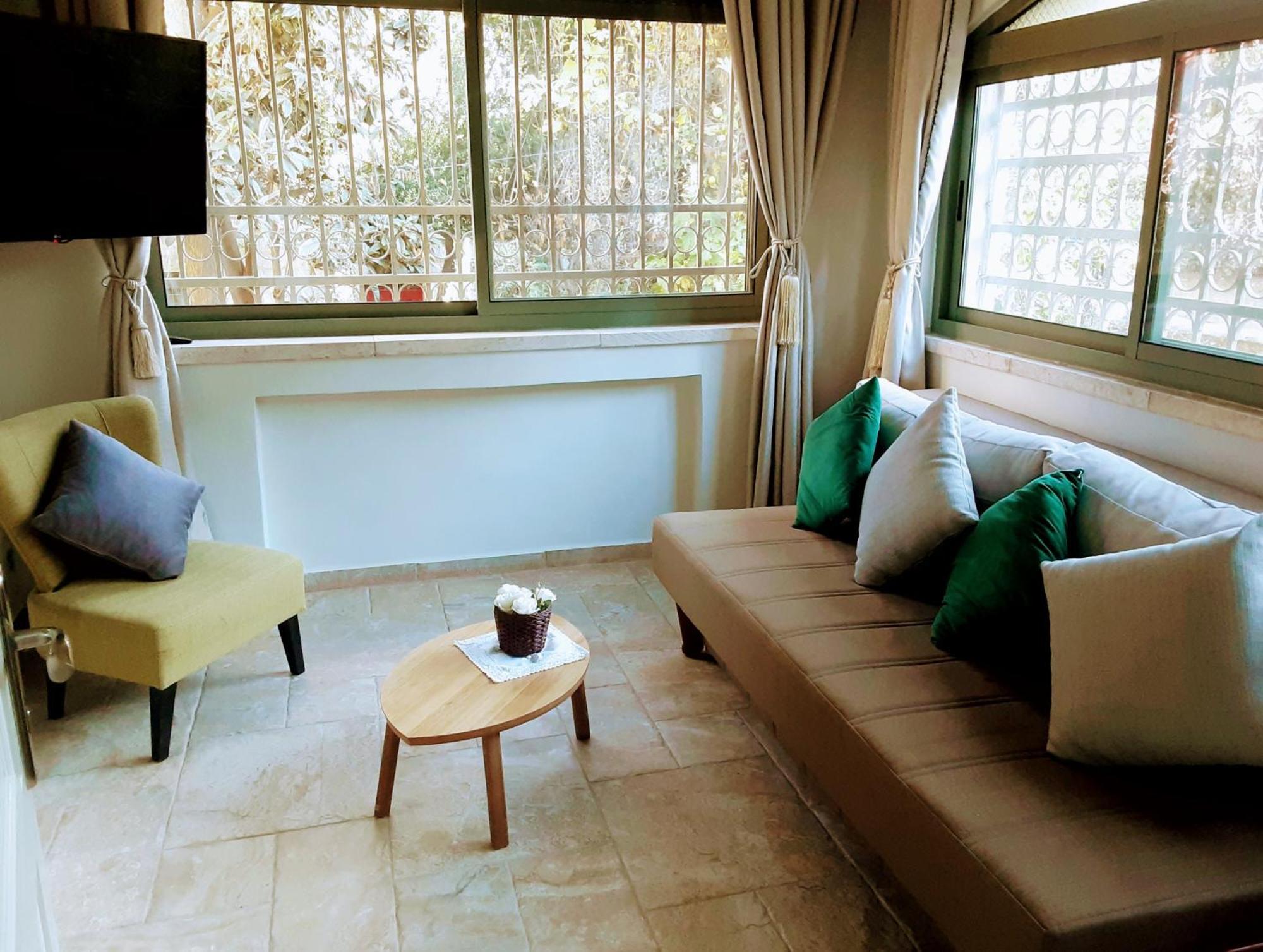 Sholi Crown Hotel Jerusalem Exterior photo