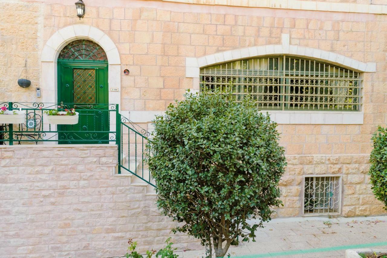 Sholi Crown Hotel Jerusalem Exterior photo